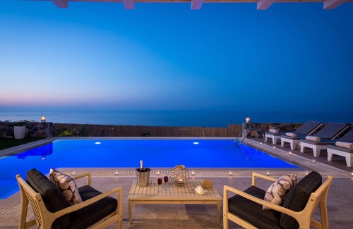 Koutouloufari Villa | Villa Seaview private Villa with Pool & Panoramic Seaview.