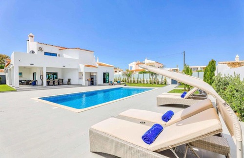 Castelo Villa | Villa Sequeira