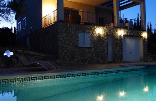 El Perello Villa | Villa Serena with pool and sea views