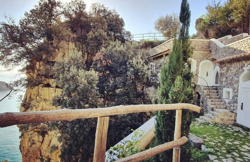 Conca dei Marini Villa | VILLA SHAH a place to listen to the sea in Amalfi Coast