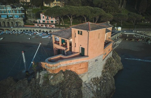 Levanto Villa | Villa Situata Direttamente Sulla Spiaggia di Levanto, Vista Mare a 360 Gradi!