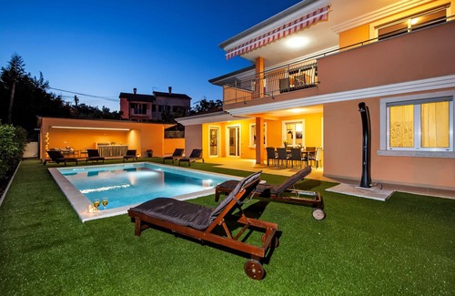 Rovinjsko Selo Villa | Villa Sky ZadarVillas