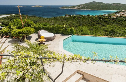 Pantogia Villa | Villa Smeraldo, a few steps from the sea