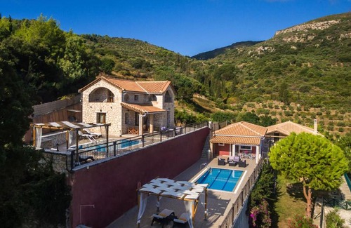 Xirokastello Villa | Villa Socrates