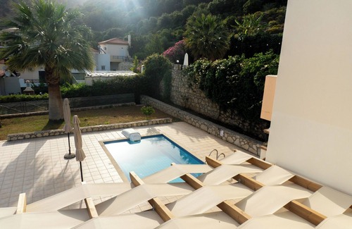 Geropotamos Villa | Villa Sol - 3-bedroom villa in amazing Bali with private pool, AC, WiFi