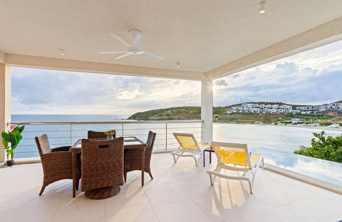 Indigo Bay Villa | Villa Solandra – 3BR Oceanfront Sunset w/Pool