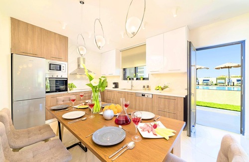 Kavros Villa | Villa Solaris with Heated Pool & Jacuzzi