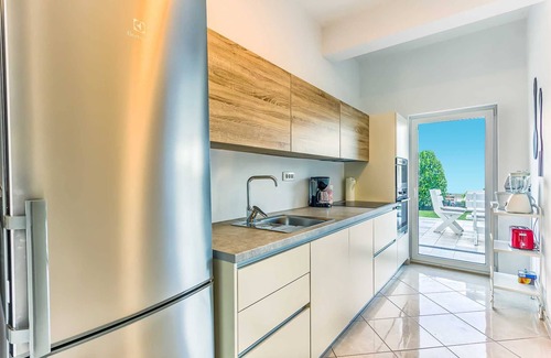 Opatija Villa | Villa Sole - five bedrooms with sea views and a private pool