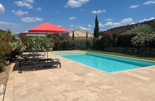 Vaison-la-Romaine Villa | Villa Soleil Azur: Un Chef-d'œuvre de Luxe Provençal Contemporain