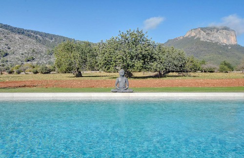 Alaro Villa | Villa Son Guinyol with breathtaking mountains views next to Alaró