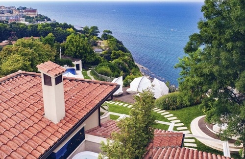 Ancona Villa | Villa Sospiro - Six Bedroom Villa, Sleeps 9