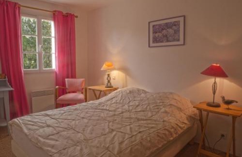 Sauzon House | Villa spacieuse avec jardin clos à 5 min du port de Sauzon, calme absolu, idéale famille, Wi-Fi inclus - FR-1-418-155