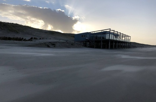 Julianadorp aan zee Villa | Villa Sterenborg, luxury villa, 300 m from the dunes, beach and North Sea