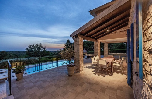 Strpacici Villa | Villa Sterpazzi with Sea View, private Pool, Sauna and Jacuzzi - near Poreč