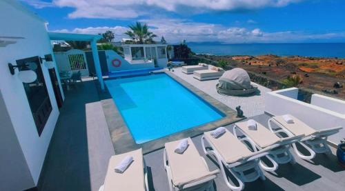 Playa Blanca Villa | Villa Sunset Paradise with panoramic sea view, first line, sunsets