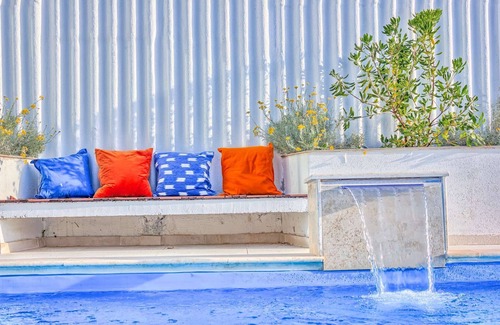 Punat Villa | Villa Sunset Punat- beachfront villa for 12 guests with a pool
