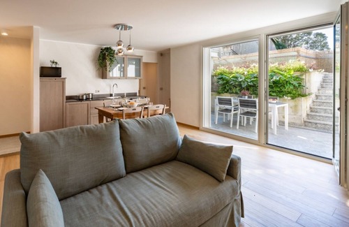 Dervio Villa | Villa Sunset - with pool and large garden - few steps from the beach