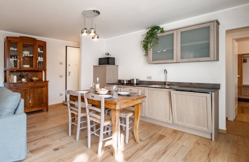 Dervio Villa | Villa Sunset - with pool and large garden - few steps from the beach