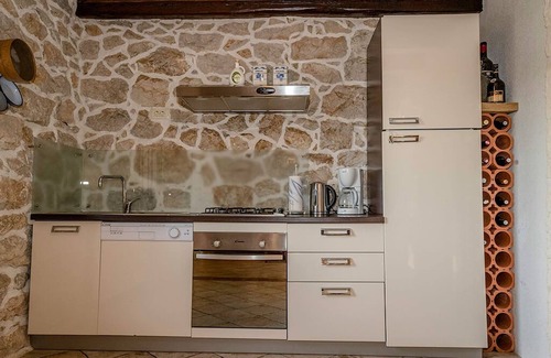Supetarska Draga Villa | Villa Supetarska Draga by Villas Guide