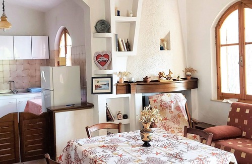 Fluminimaggiore House | Villa surrounded by greenery just minutes from the sea