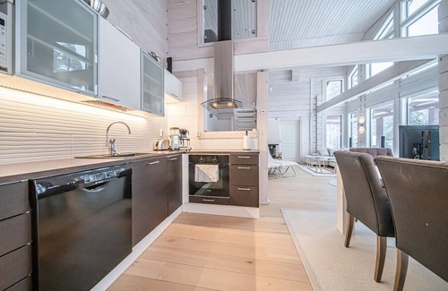 Sirkka Villa | Villa Swan by Aavalevi Holidays