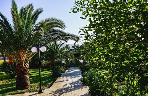 Tsikalaria Villa | Villa Sweven is close to Center of Chania -Airport and Port of Souda and private