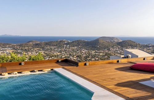 Anavyssos Villa | Villa TakeOff, 4 Bedrooms, 5 Bathrooms with Swimming Pool and Astonishing View.