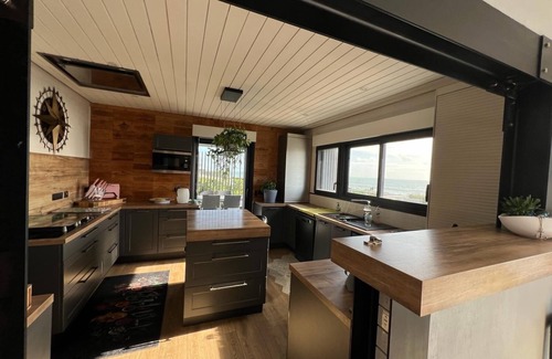 Les Sables d'Olonne House | Villa Tanchet FACE MER near the Beach 3 or 4 bedrooms superb View of Sables Bay