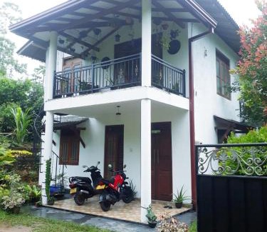 Hikkaduwa Apartment | Villa Tharu Hikkaduwa