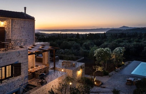 Gavalochori House | Villa the pines - luxury villa - 7 minutes driving from ALmyrida beach