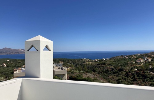 Plaka Villa | Villa Thea- luxury villa with sea and mountain views NEW DISCOUNTS ADDED