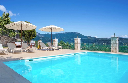 Evgiros Villa | Villa Thea Ponti - Three Bedroom Villa, Sleeps 6