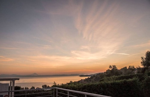 Paliouri Villa | Villa Theano by Fantasia Villas