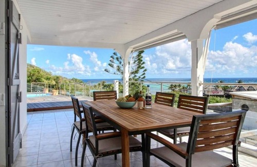 Morel Villa | Villa Thomana, Piscine Privée, vue mer et Plage à 100 m !