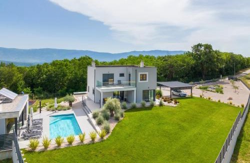 Pican Villa | Villa Tia in Kukurini - Haus für 8 Personen