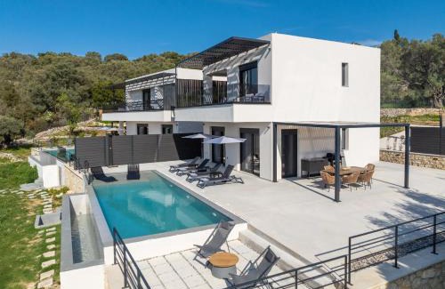 Meganisi Villa | Villa Tina