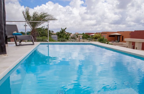 Kralendijk Villa | Villa To Dive For - Ocean View, Cosy Villa, Lux Pool, Built for Divers