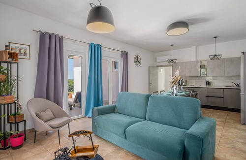 Brovinje Villa | Villa Tomicich for 6 people with private pool & sea view - only 3 km from beach