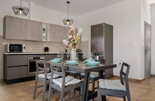 Brovinje Villa | Villa Tomicich for 6 people with private pool & sea view - only 3 km from beach