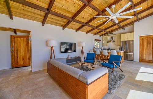 Lighthouse Estates Villa | Villa Topaz Guest Villa Above West Bay With 180 Degree Views @ Villa Topaz