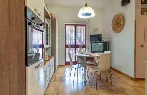 Taranto Villa | Villa 'Torretta - Mare Salento' with Sea View, Private Garden and Air Conditioning