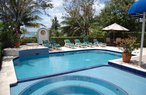 Cozumel House | Villa Torres Cozumel is a Private Luxurious Oceanfront Home