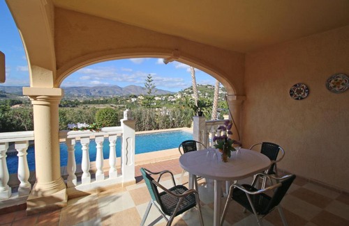 La Empedrola Villa | Villa Tosal con 6 dormitorios, wifi, parking, jardín y piscina privada