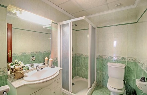 La Empedrola Villa | Villa Tosal con 6 dormitorios, wifi, parking, jardín y piscina privada