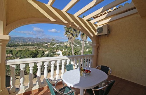 La Empedrola Villa | Villa Tosal con 6 dormitorios, wifi, parking, jardín y piscina privada