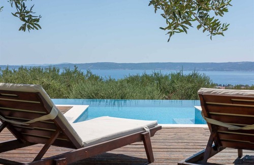 Kastela Villa | Villa Tranquil Paradise