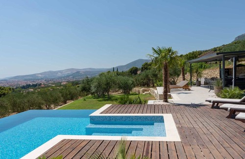 Kastela Villa | Villa Tranquil Paradise