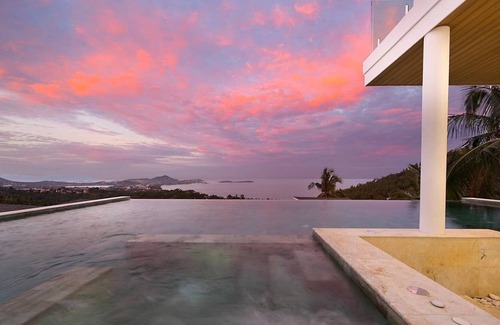 Chaweng City Center House | Villa Tulip - 3 bedrooms with sea views and private pool