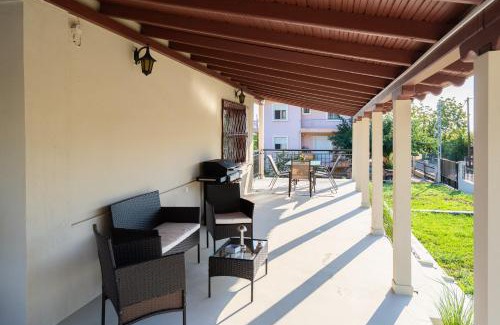 Veroia House | Villa Tuscany 8 away from Veria