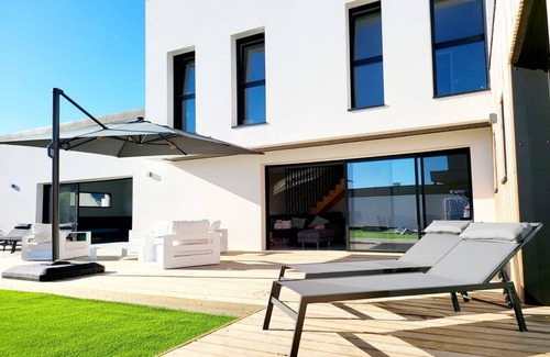 Santec Villa | Villa Ty Billou - 300m from the beach